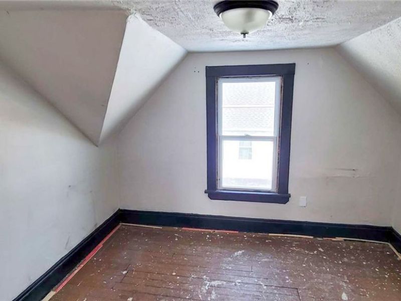 3219 W 33rd Street, Cleveland, OH 44109 Photo 14