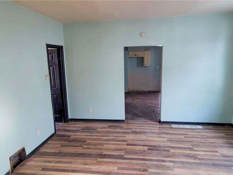 3219 W 33rd Street, Cleveland, OH 44109 Photo 8