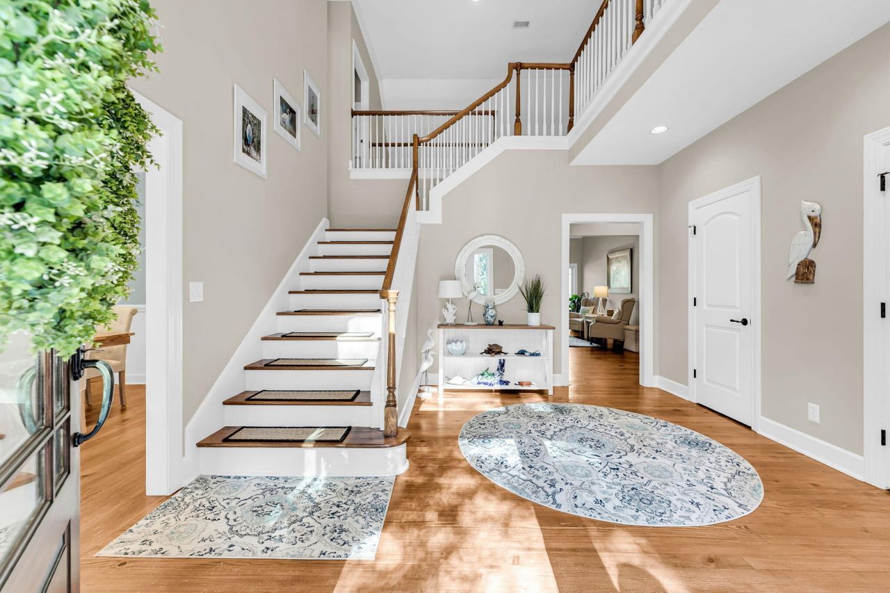 2410 The Haul Over Photo 11