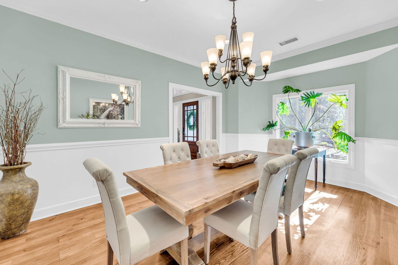 2410 The Haul Over Photo 18