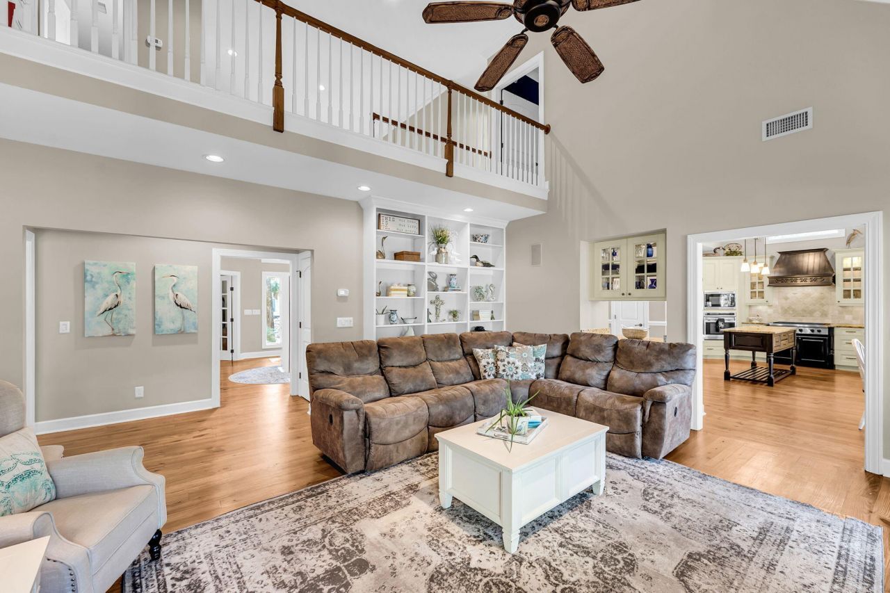 2410 The Haul Over Photo 20