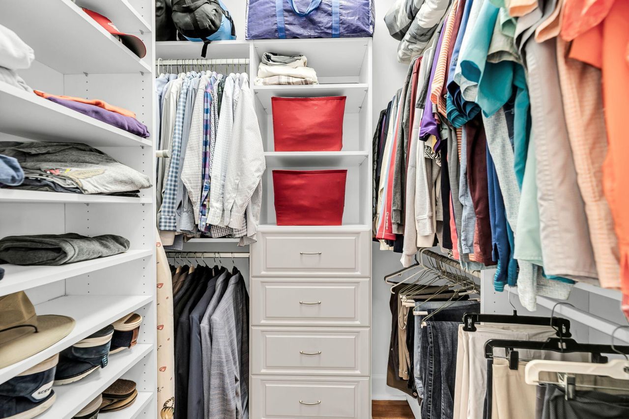 2410 The Haul Over Photo 34