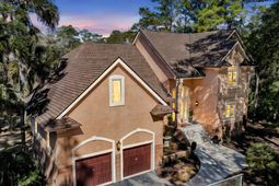 2410 The Haul Over photo 4