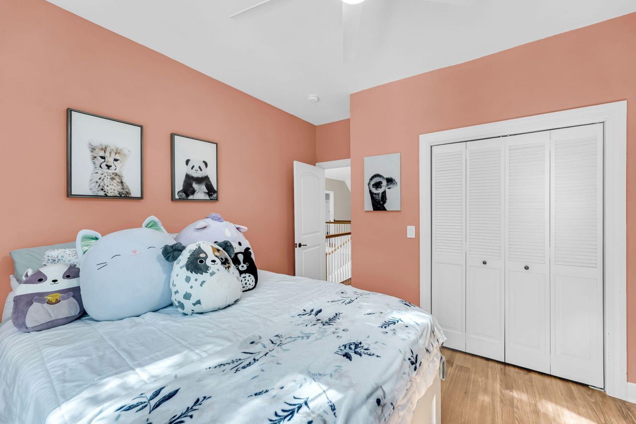 2410 The Haul Over Photo 44