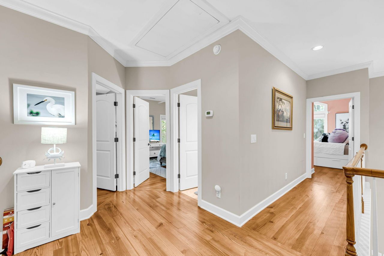 2410 The Haul Over Photo 45