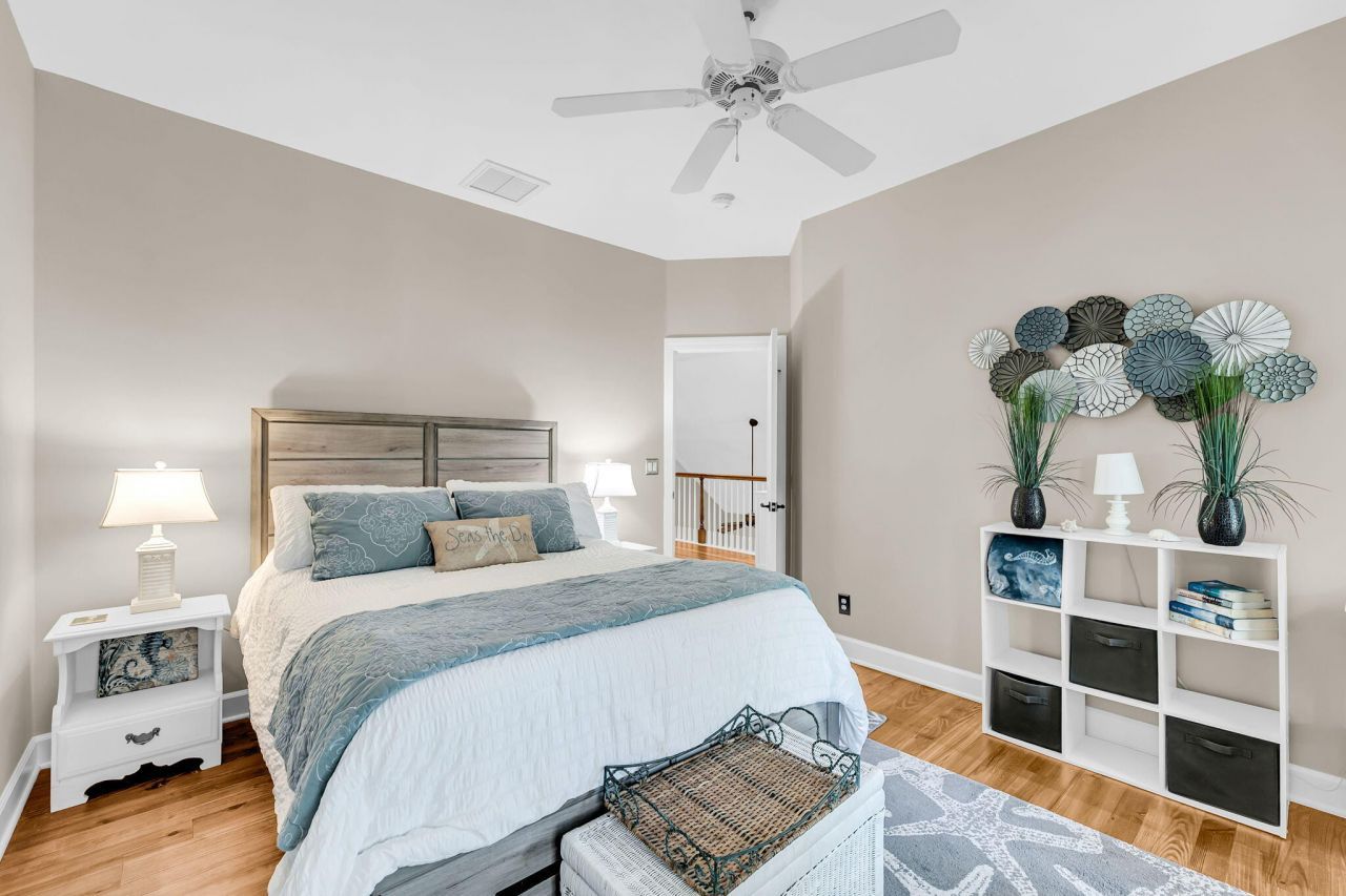 2410 The Haul Over Photo 47