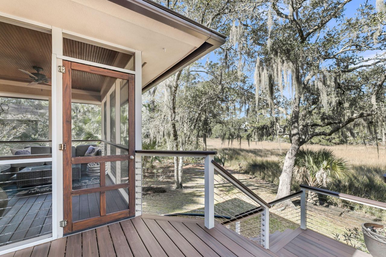 2410 The Haul Over Photo 57