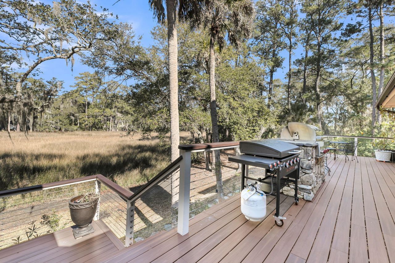 2410 The Haul Over Photo 58