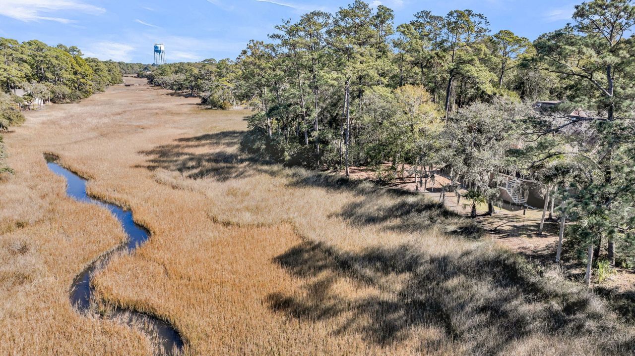 2410 The Haul Over Photo 69