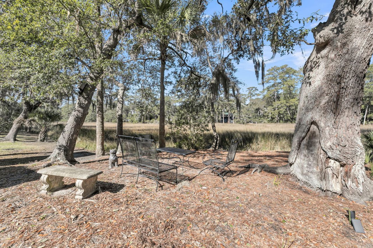 2410 The Haul Over Photo 70