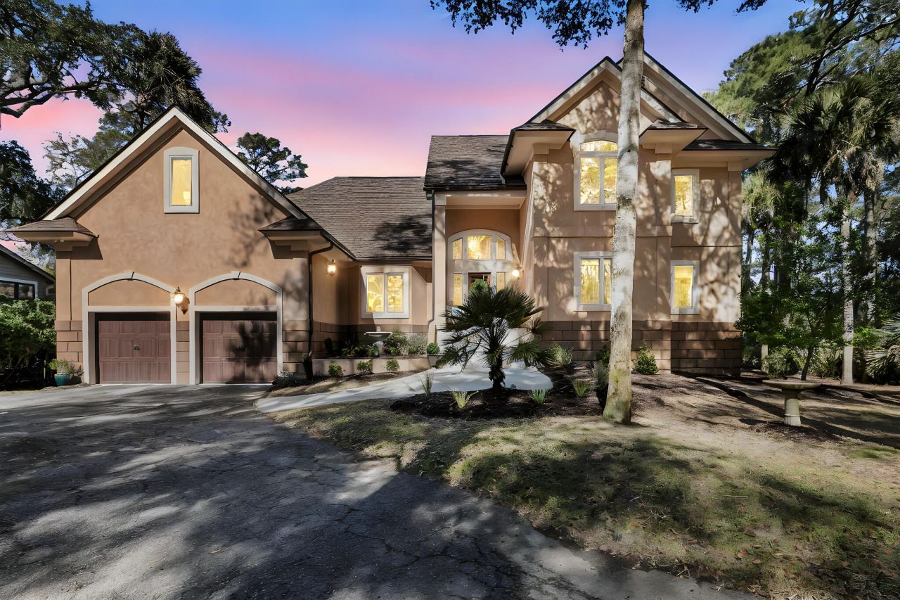 2410 The Haul Over Photo 8