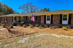 121 Azalea Drive photo 4