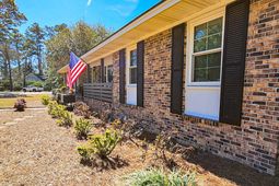 121 Azalea Drive photo 4