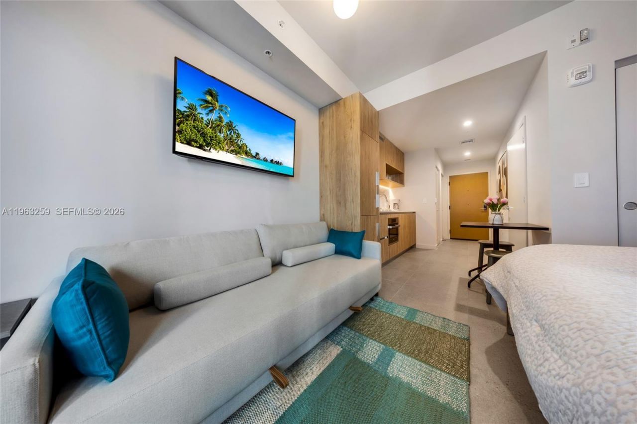 11 NE 6th St , Unit 1208, Miami, FL 33132 Photo