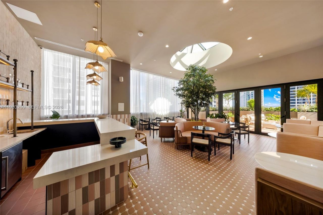 11 NE 6th St , Unit 1208, Miami, FL 33132 Photo