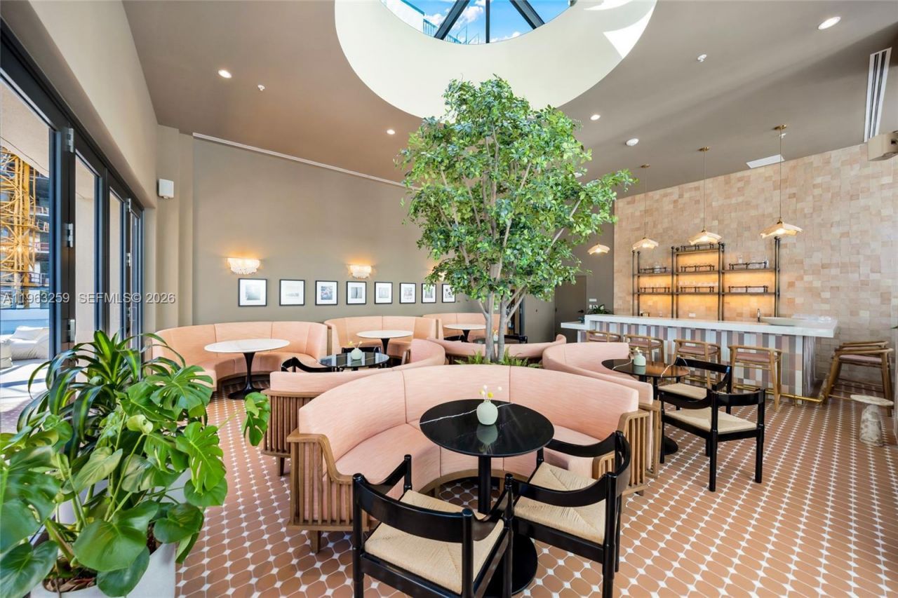 11 NE 6th St , Unit 1208, Miami, FL 33132 Photo