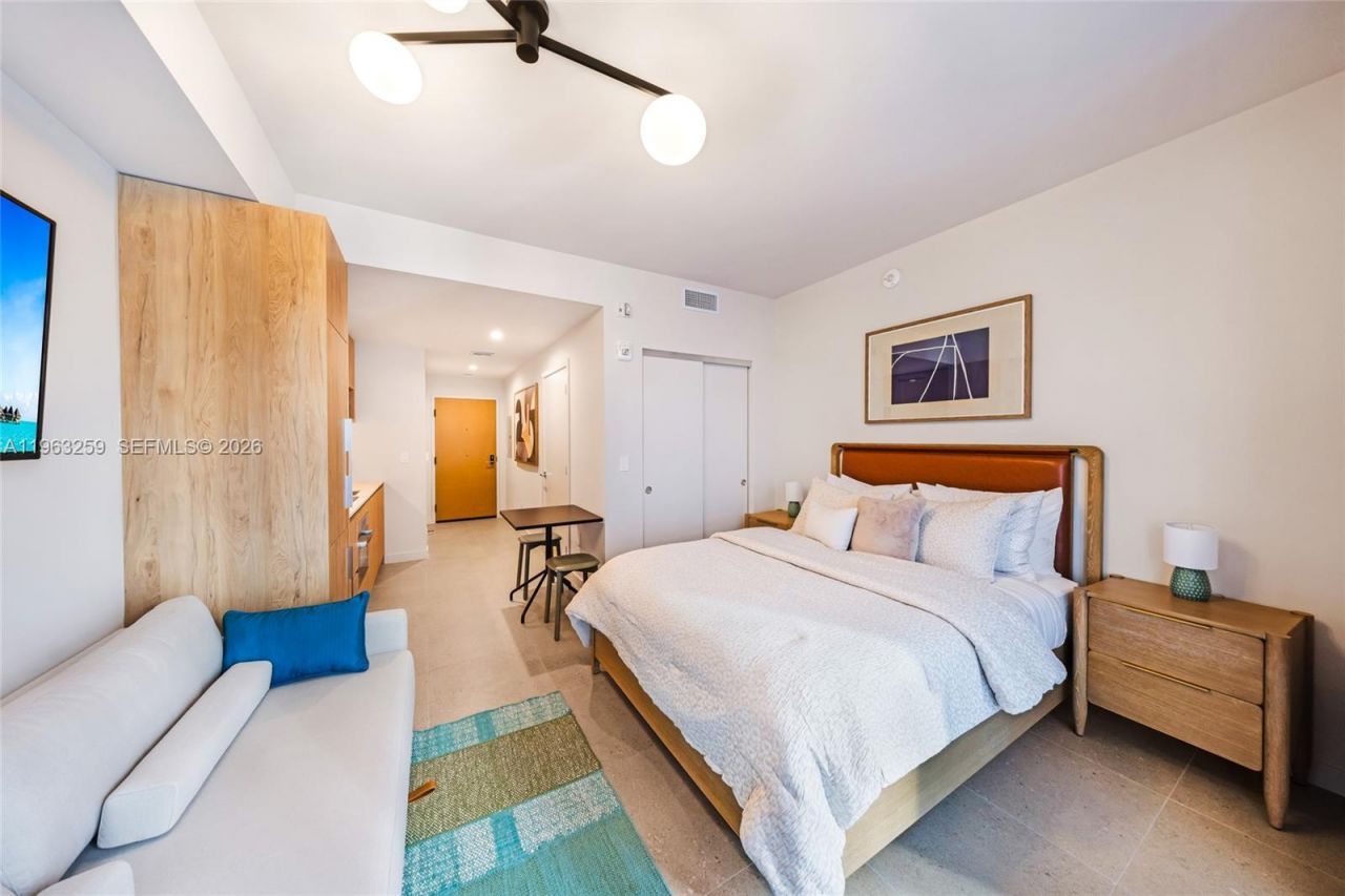 11 NE 6th St , Unit 1208, Miami, FL 33132 Photo