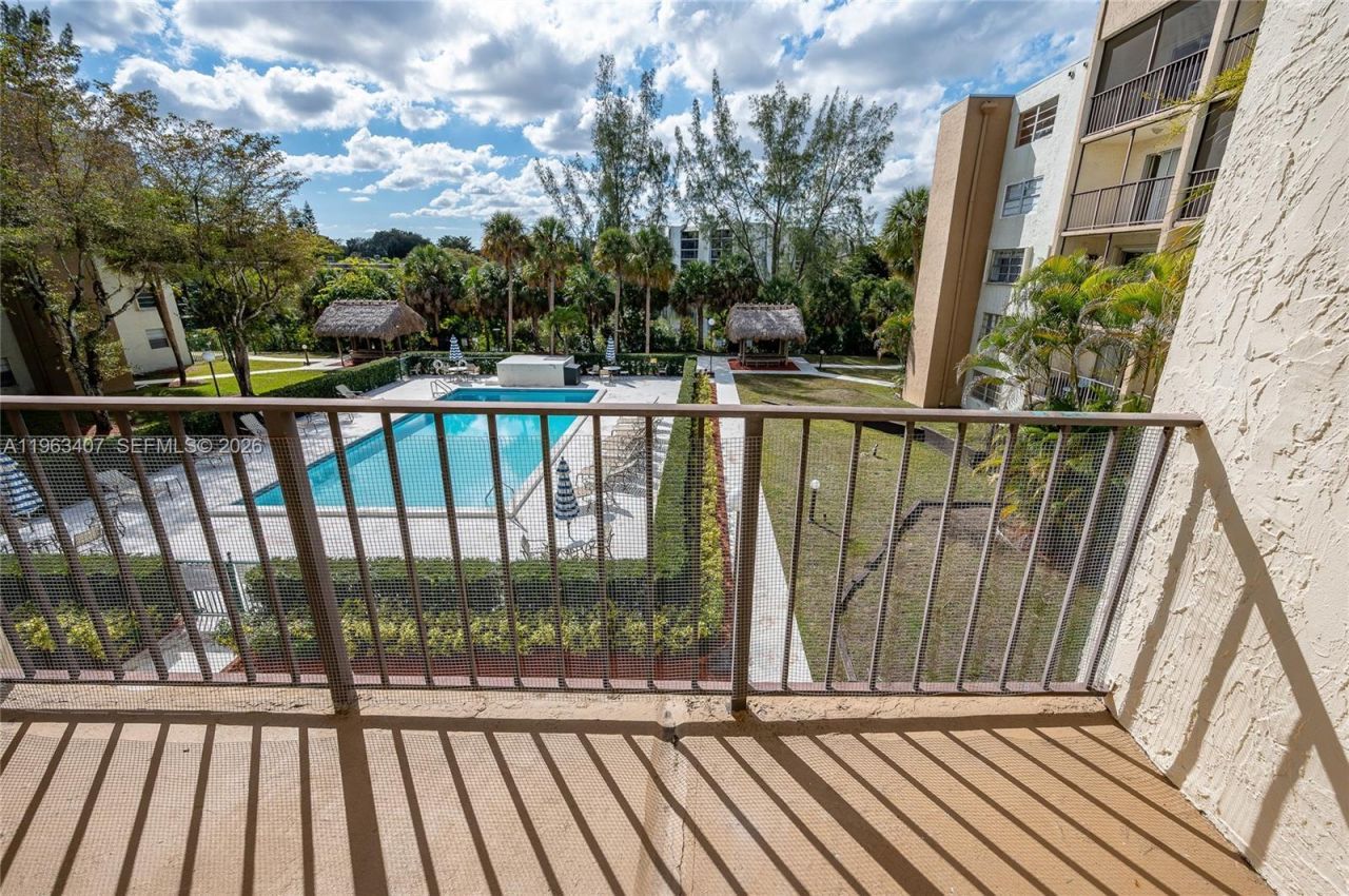 14250 SW 62nd St , Unit 314, Miami, FL 33183 Photo