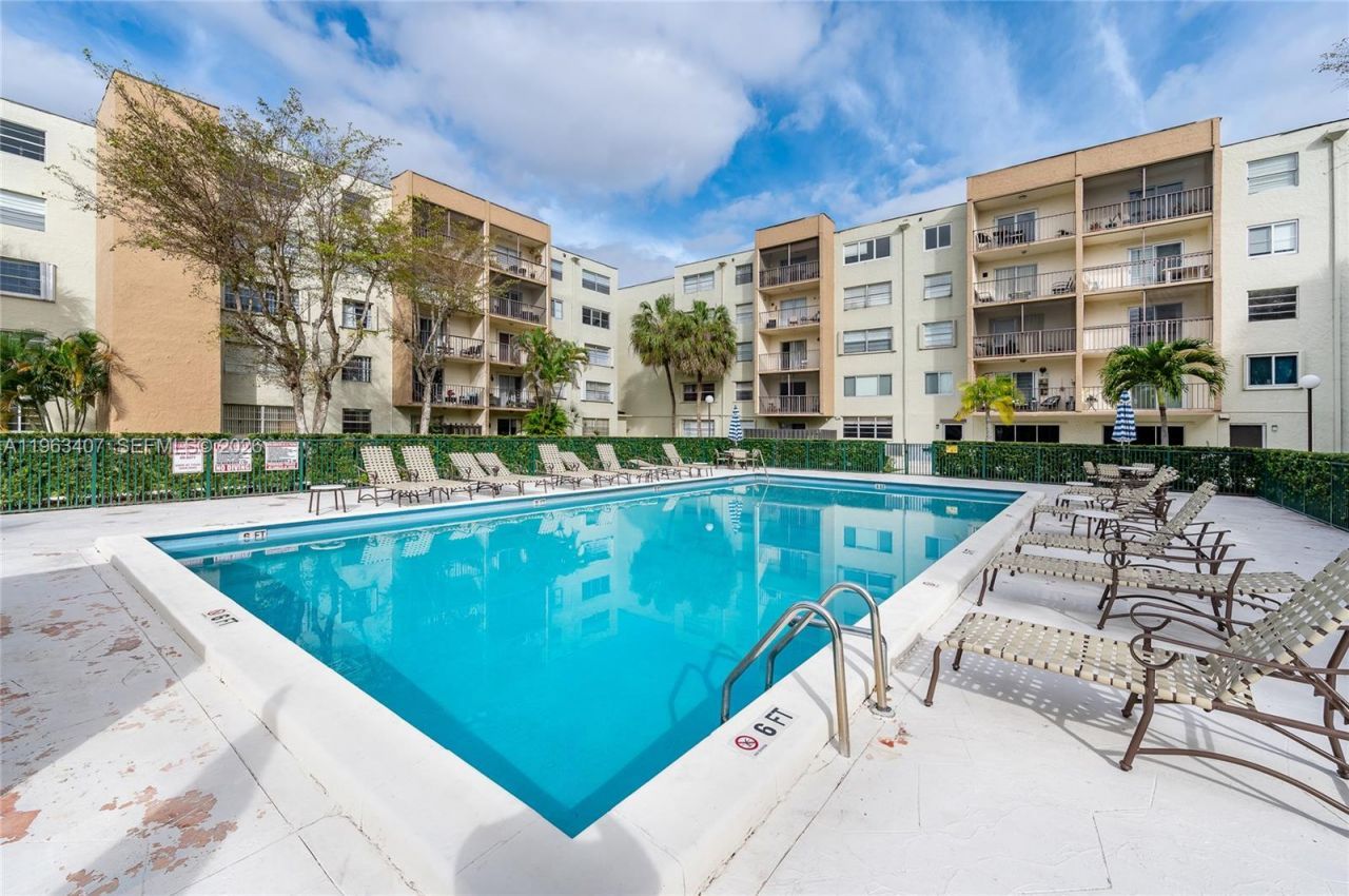 14250 SW 62nd St , Unit 314, Miami, FL 33183 Photo