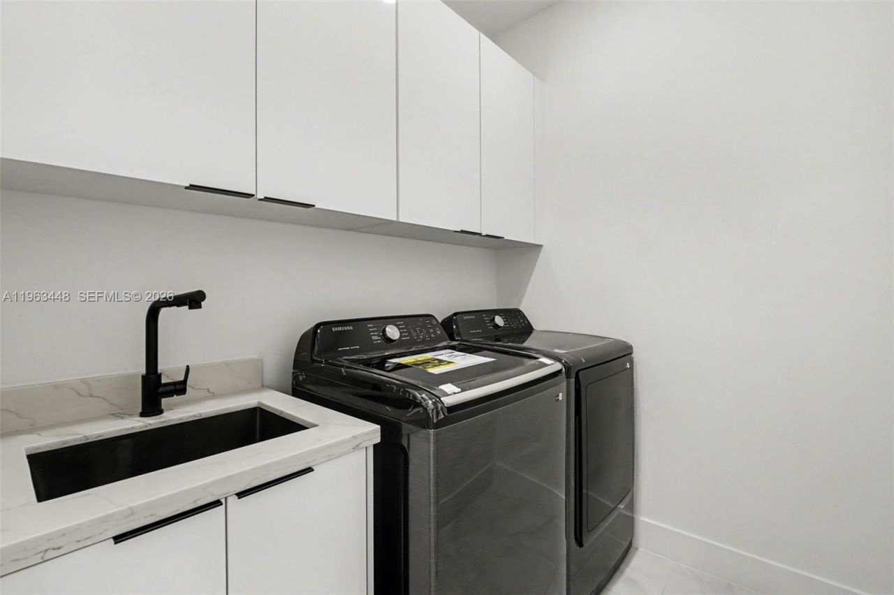 369 Woodburn, Lehigh Acres, FL 33972 Photo