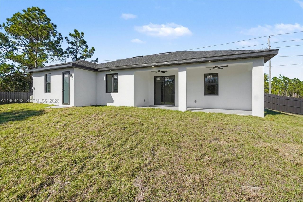 369 Woodburn, Lehigh Acres, FL 33972 Photo