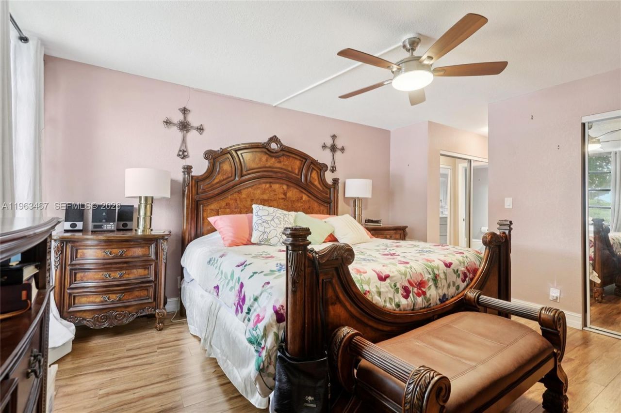 5732 Coral Lake Dr , Unit 308, Margate, FL 33063 Photo