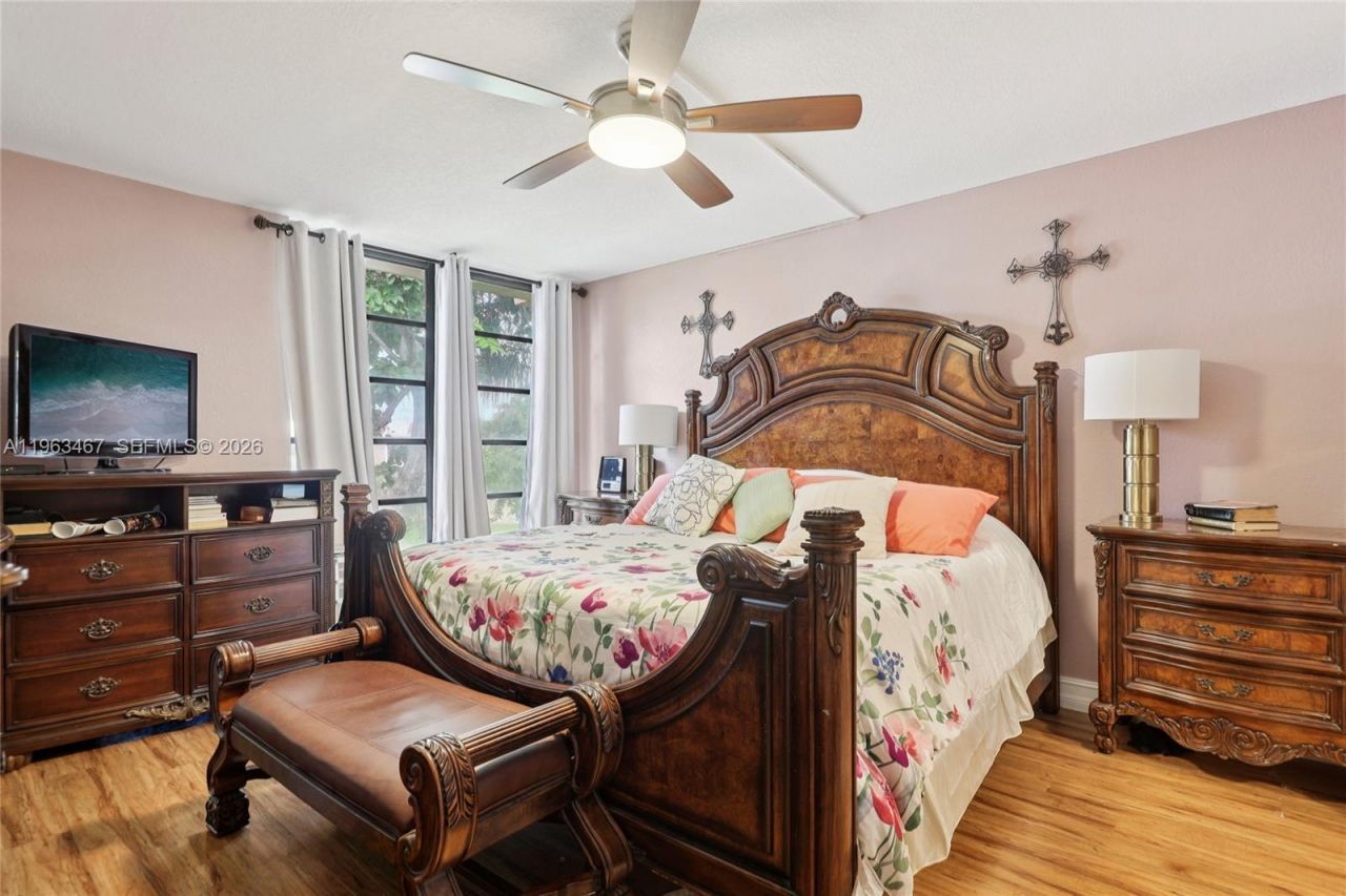 5732 Coral Lake Dr , Unit 308, Margate, FL 33063 Photo