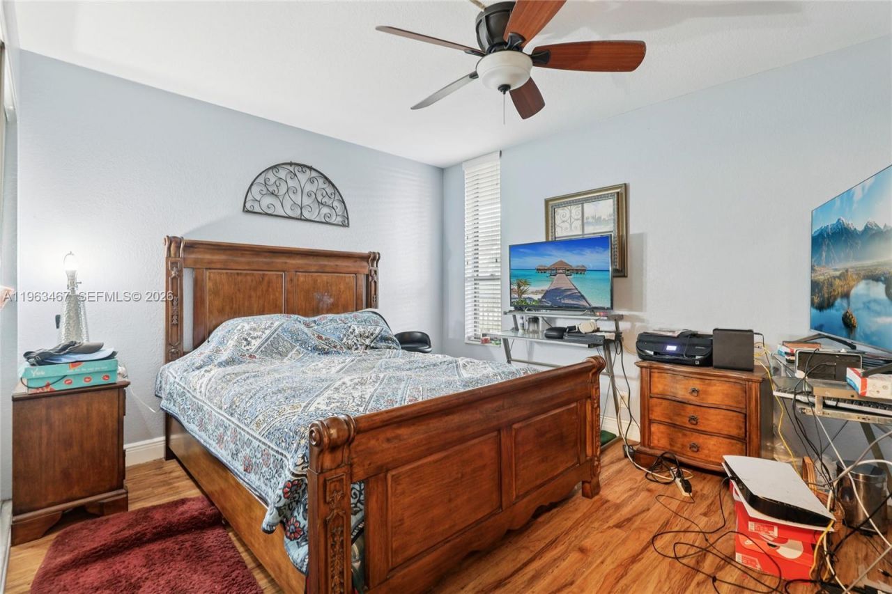 5732 Coral Lake Dr , Unit 308, Margate, FL 33063 Photo