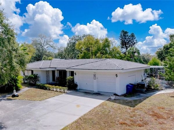 1002 BAY BREEZE TERRACE, LARGO, FL 33770