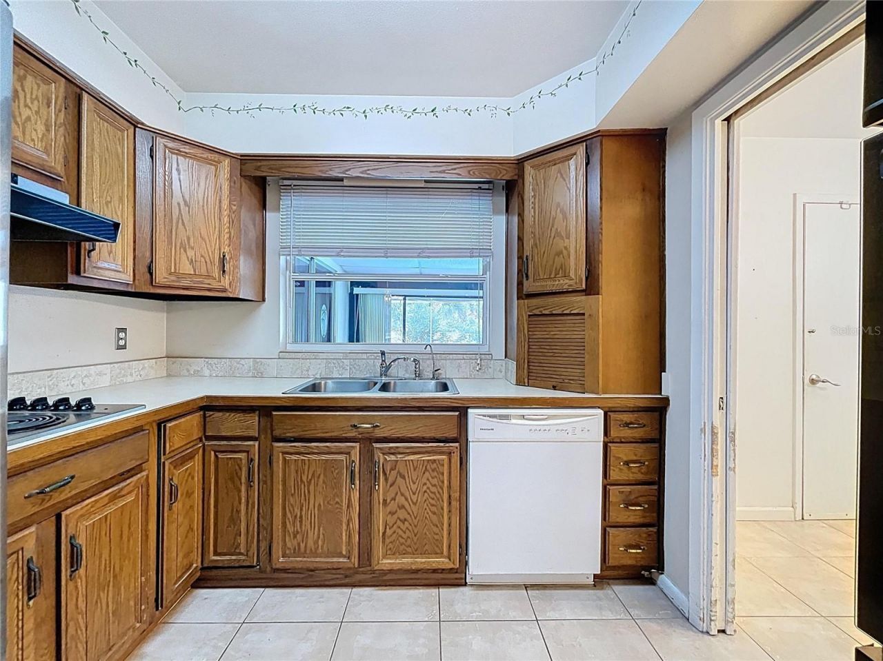 1002 Bay Breeze Terrace, Largo, FL 33770 Photo