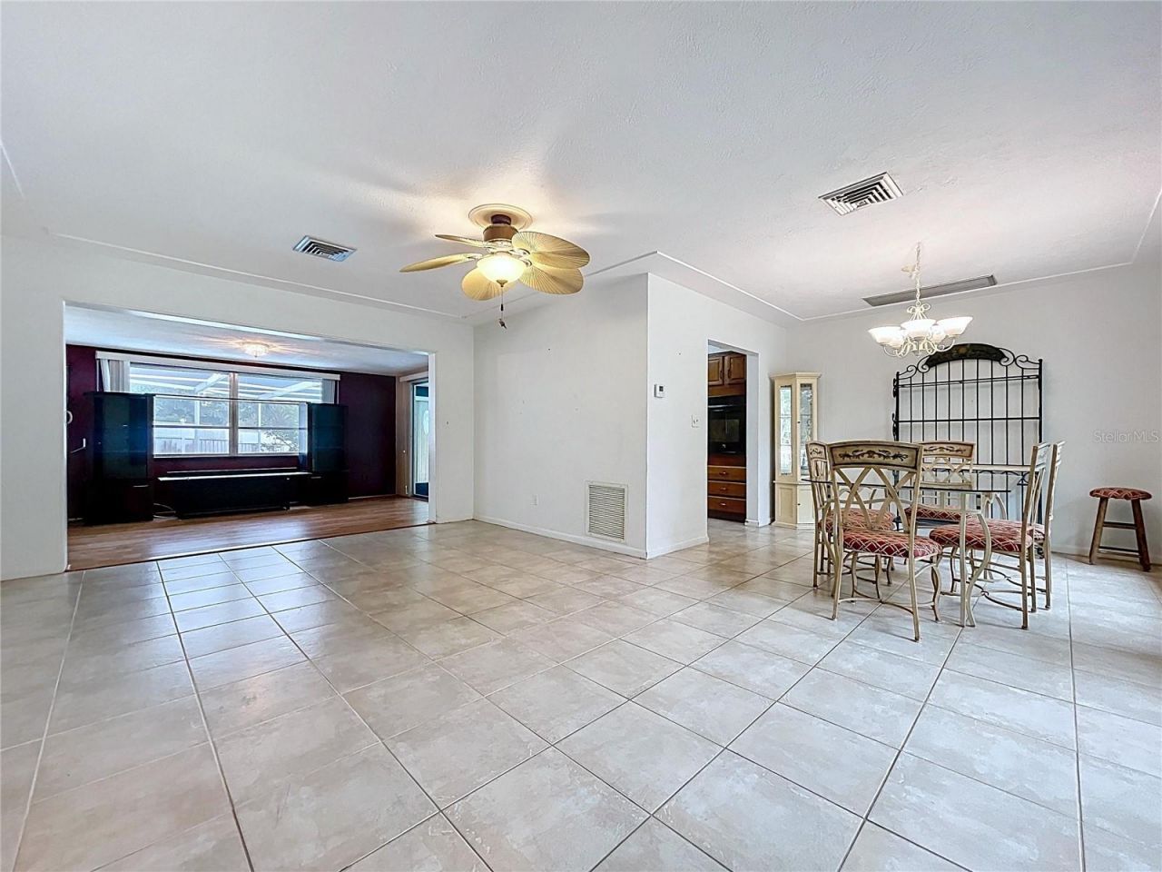 1002 Bay Breeze Terrace, Largo, FL 33770 Photo
