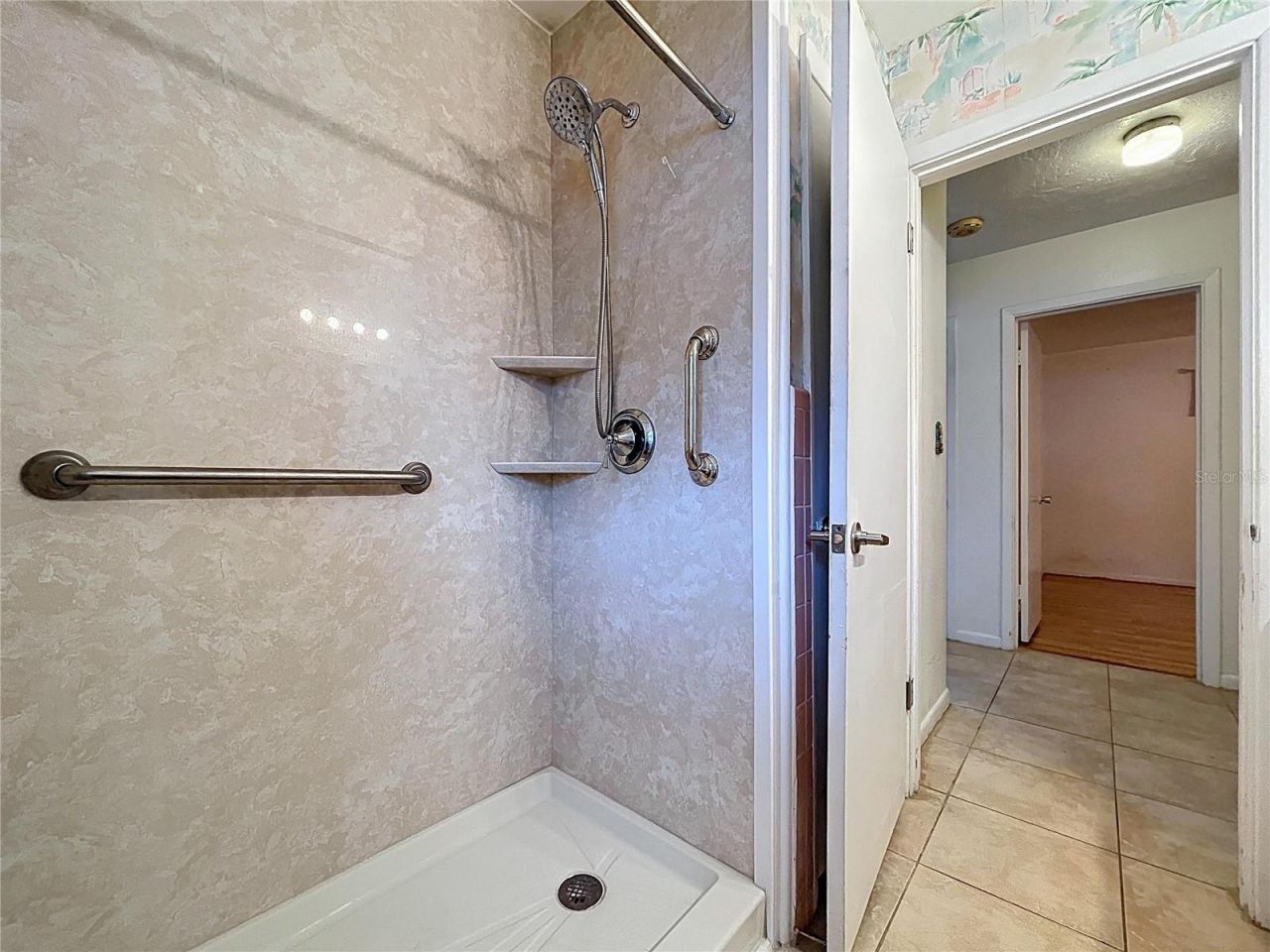 1002 Bay Breeze Terrace, Largo, FL 33770 Photo