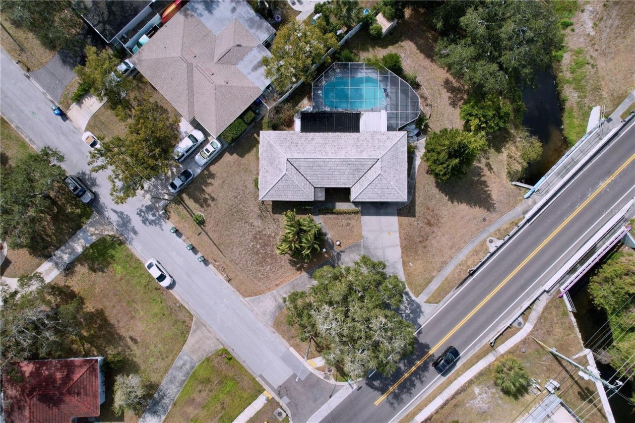 1002 Bay Breeze Terrace, Largo, FL 33770 Photo