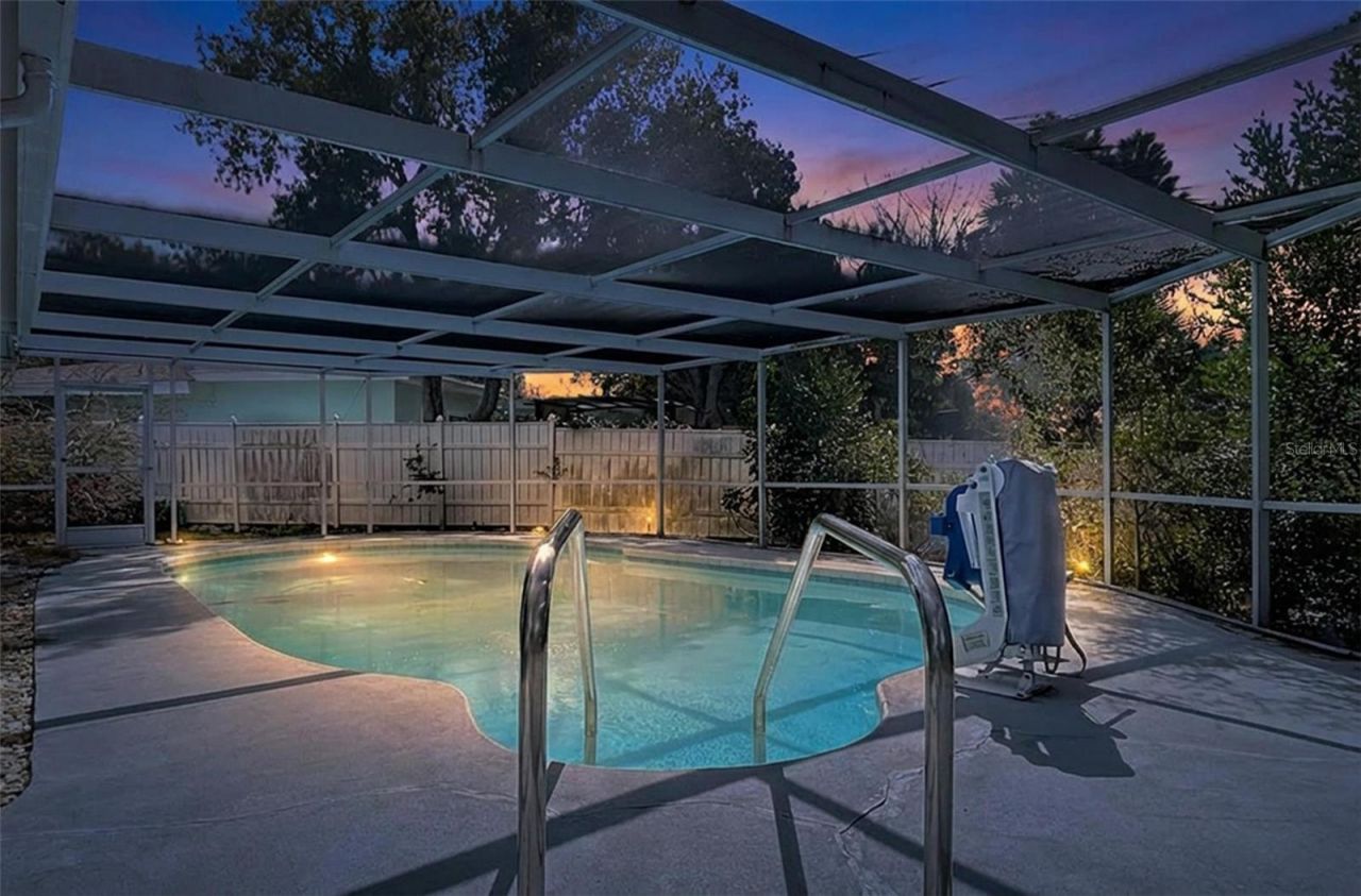 1002 Bay Breeze Terrace, Largo, FL 33770 Photo