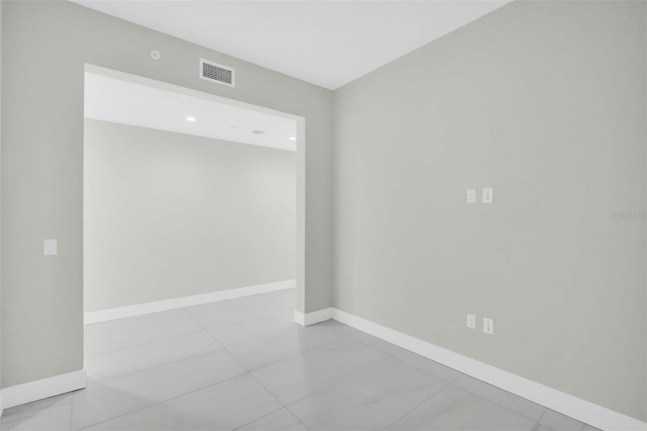 275 1st Avenue S, Unit 3304, Saint Petersburg, FL 33701 Photo