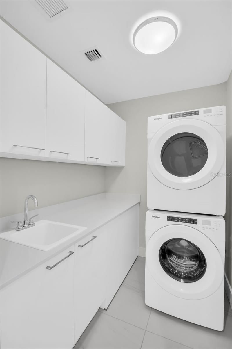 275 1st Avenue S, Unit 3304, Saint Petersburg, FL 33701 Photo