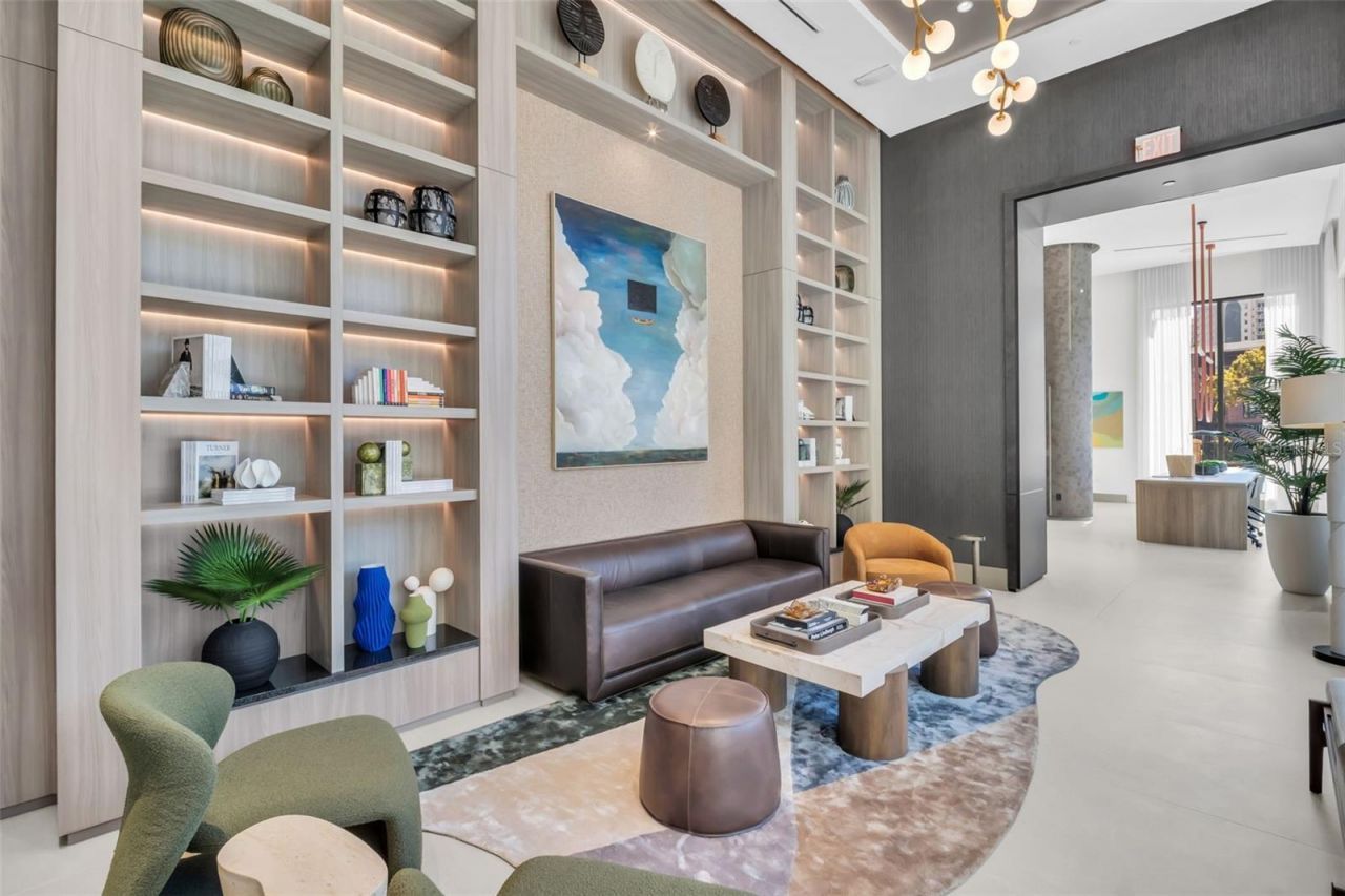 275 1st Avenue S, Unit 3304, Saint Petersburg, FL 33701 Photo