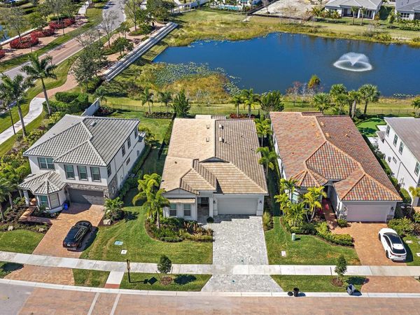 10772 Northbrook Circle, Palm Beach Gardens, FL 33412