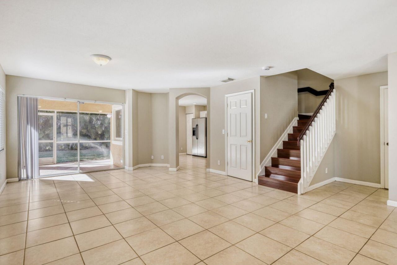 6108 Whalton St, West Palm Beach, FL 33411 Photo