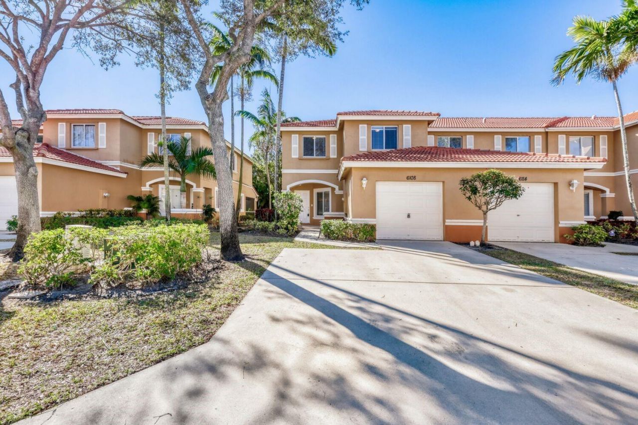 6108 Whalton St, West Palm Beach, FL 33411 Photo