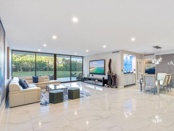 3100 S Ocean Boulevard, Unit 105N, Palm Beach, FL 33480