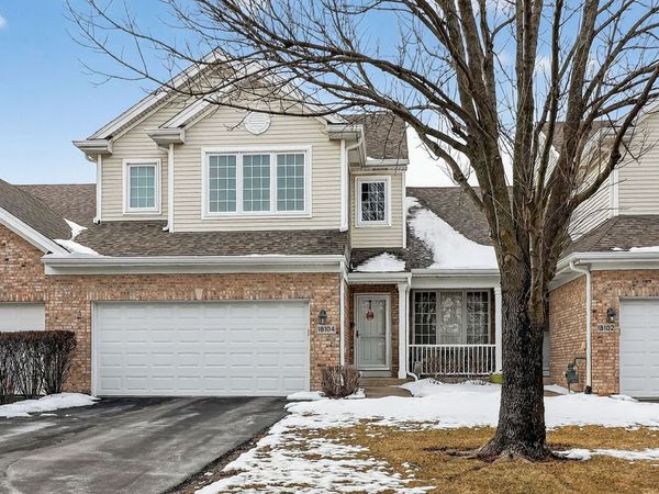 18104 Lake Shore Drive, Orland Park, IL 60467
