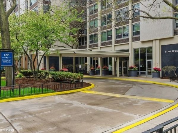 Unit 2903, Chicago, IL 60610