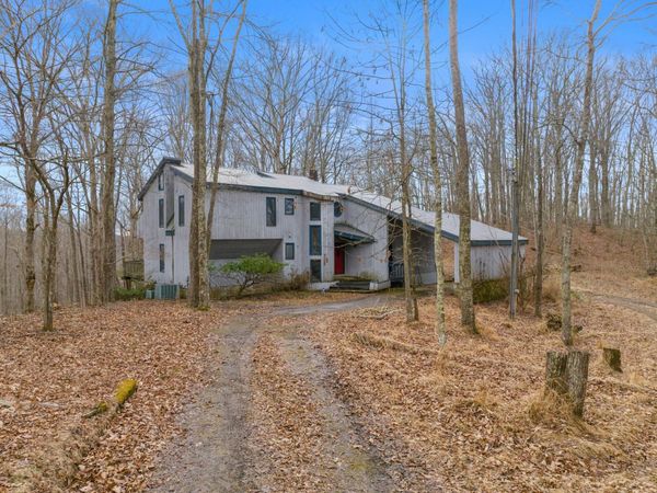 325 LV Storey Road, Robbins, TN 37852