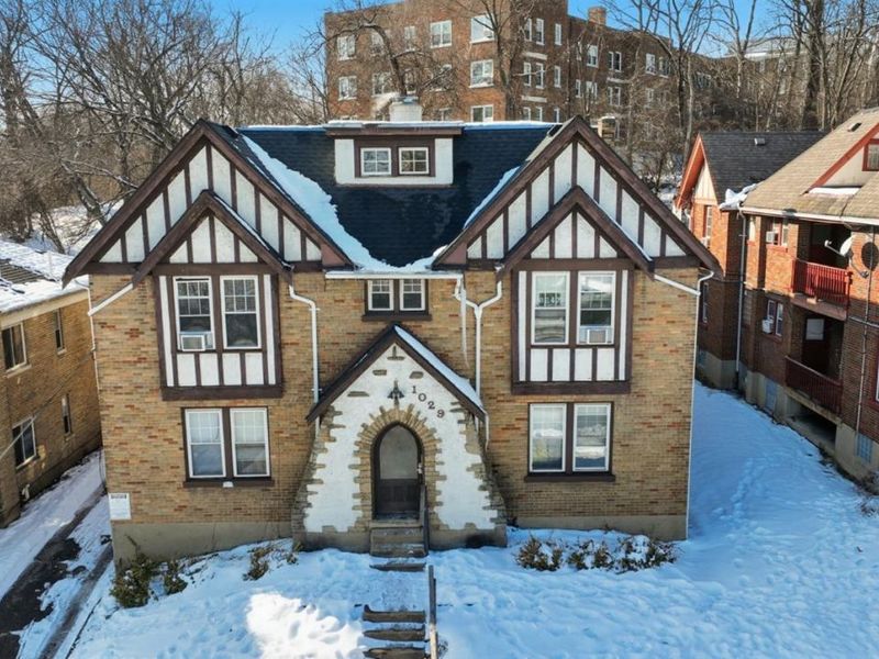 1029 Dana Avenue, Cincinnati, OH 45229 Photo 4