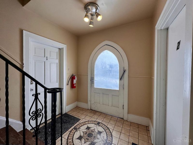 1029 Dana Avenue, Cincinnati, OH 45229 Photo 8