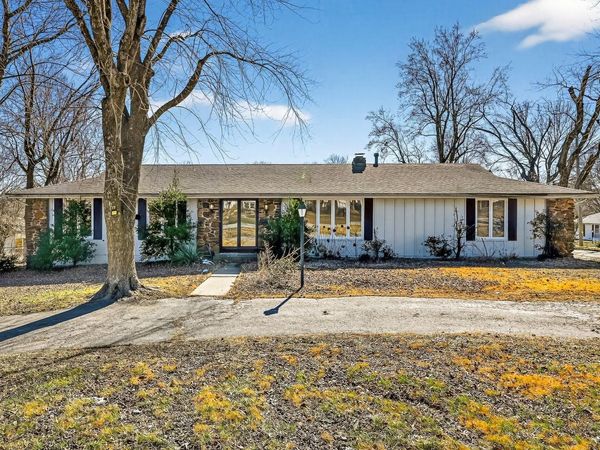 3540 E El Dorado Street , Springfield, MO 65809