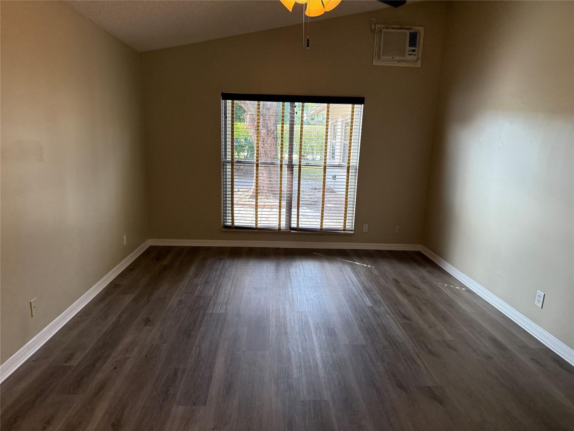 13036 Meadowbreeze Dr, Wellington, FL 33414 Photo