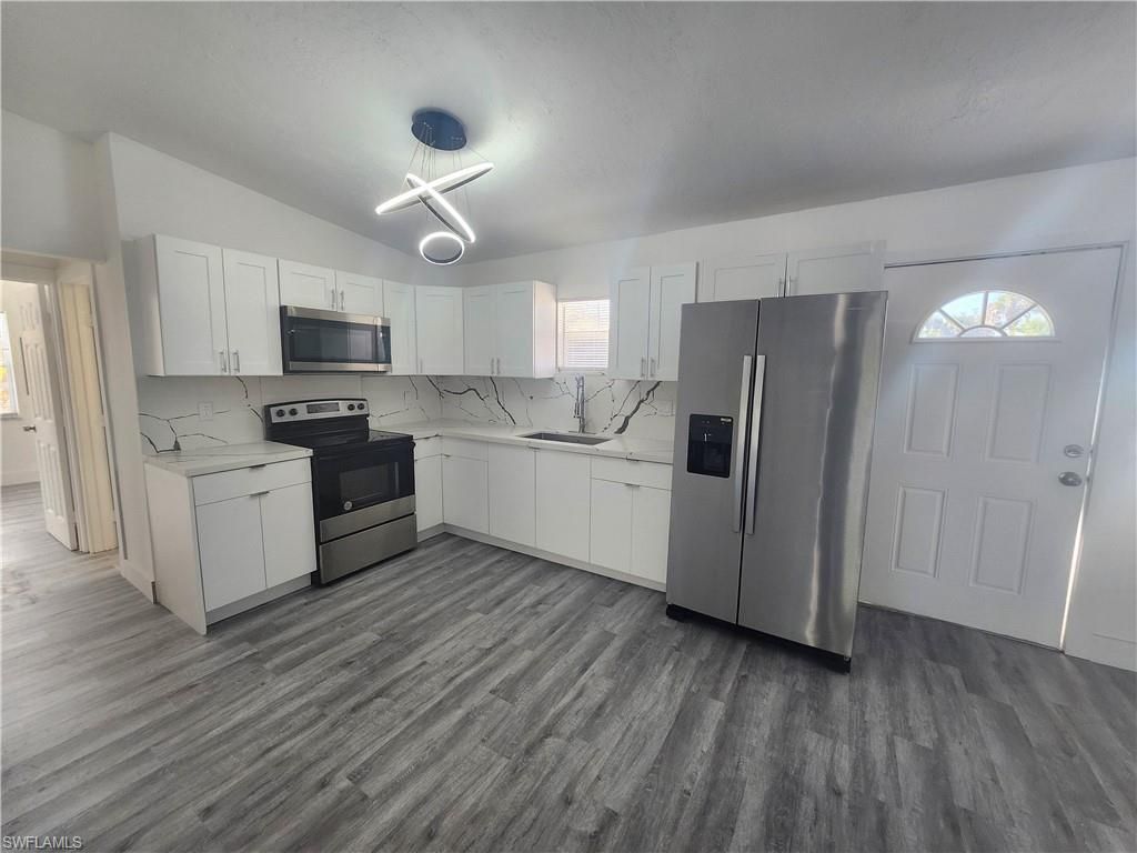 2248 Marina Park Dr , Fort Myers, FL 33905 Photo