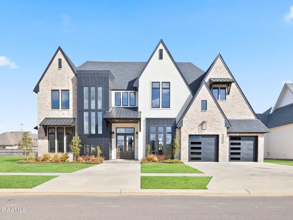 305 Sunset Palm Court, Youngsville, LA 70592